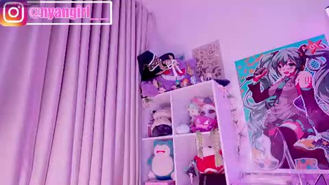Bonnie online show from June 20, 12:39 am