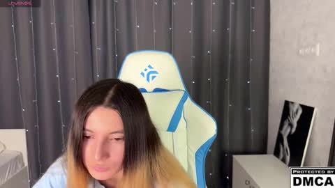 Snapshot of asya_foxy chatting on September 18, 2:48 am Asya online show from September 18, 2:48 am