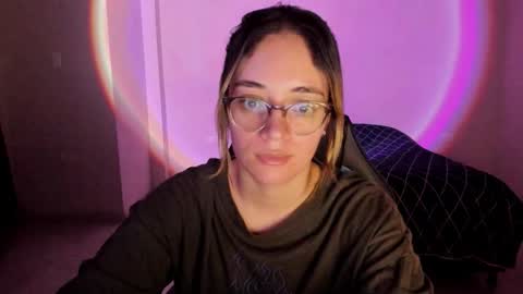 atenas online show from November 15, 9:44 am