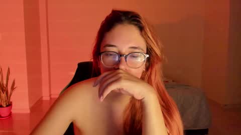 atenas online show from February 3, 9:24 am