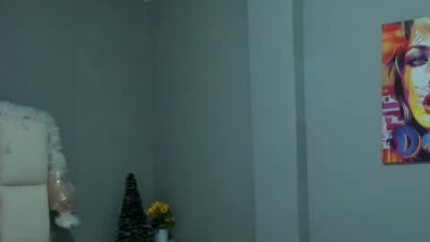 athenea__fox online show from December 19, 12:00 pm