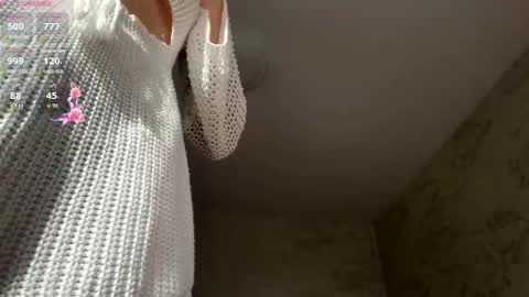 Jolyn online show from June 8, 3:51 am