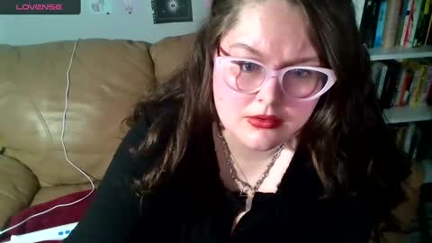 Audrey online show from September 19, 10:46 pm