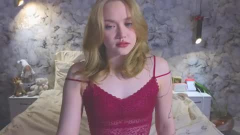 Kate online show from February 28, 6:34 pm