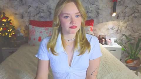 Kate online show from December 18, 5:19 pm