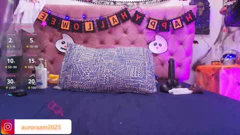 Snapshot of auroraa_miller chatting on October 19, 11:59 am auroraa_miller online show from October 19, 11:59 am