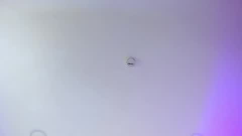 Snapshot of auroradurand chatting on February 12, 12:16 am ...  ... online show from February 12, 12:16 am