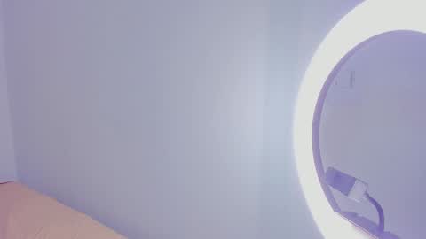 Snapshot of auroradurand chatting on March 12, 12:31 am ...  ... online show from March 12, 12:31 am