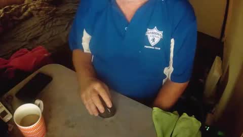 aussiebaker online show from February 19, 8:19 pm