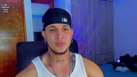 A online show from September 14, 12:35 am