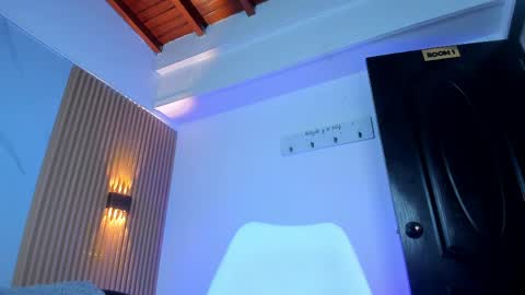 austin_rouse online show from April 6, 7:26 pm