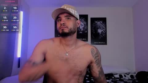 AustinTorres  online show from November 12, 1:19 am