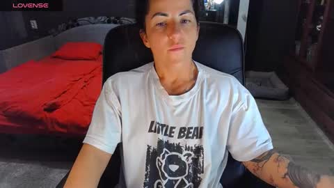 Ava online show from October 13, 11:45 am