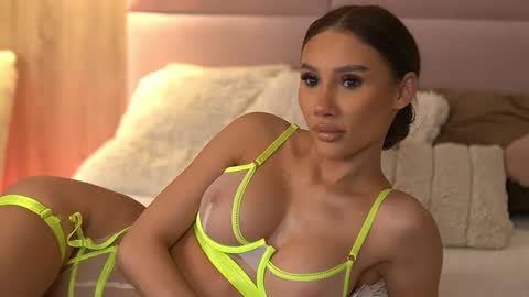 Ava online show from March 7, 10:54 pm