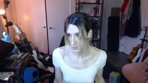 Ava online show from May 9, 8:37 pm