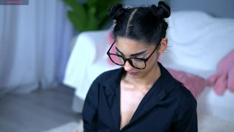 Ava online show from March 29, 9:49 pm