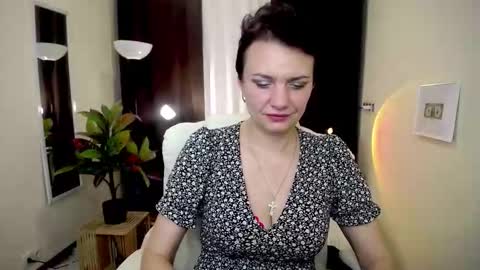 avasaturnian online show from October 9, 1:27 pm