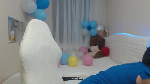 avasaturnian online show from October 7, 12:45 pm