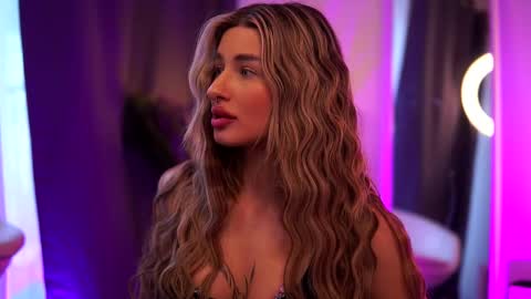 Carina online show from March 5, 5:18 am