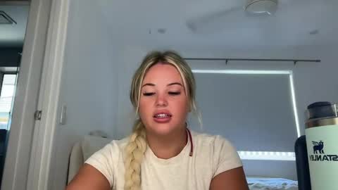 ur gf online show from April 15, 2:15 am