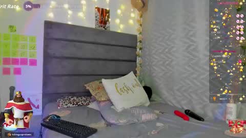 Avril online show from December 18, 8:09 am