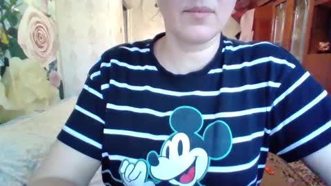 awesomeladyy online show from February 3, 1:30 pm