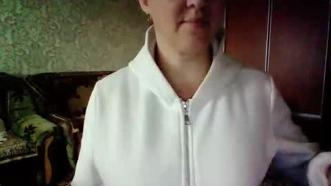 awesomeladyy online show from November 9, 9:46 am