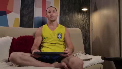 Axel Fairchaild online show from November 18, 12:41 pm