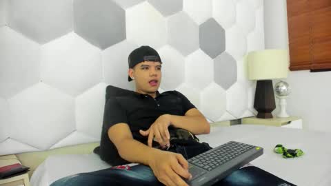 Axel Forte online show from February 10, 1:14 pm