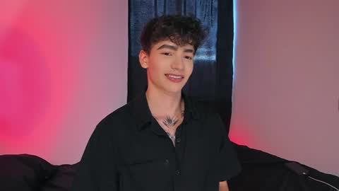 Axel online show from June 14, 10:45 pm