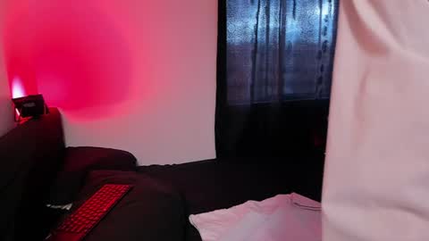 Axel online show from June 18, 9:42 pm