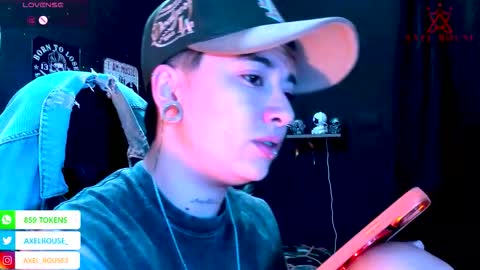 Axel Rouse online show from January 11, 7:09 pm