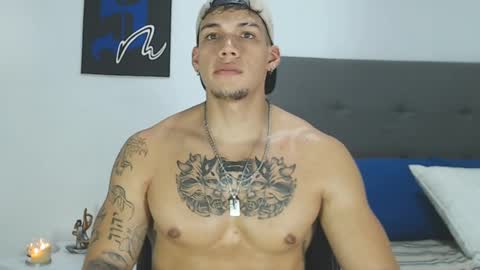 INDEPENDENT MODEL  online show from January 21, 5:16 am