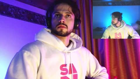 axelcr0ss online show from September 21, 6:06 am