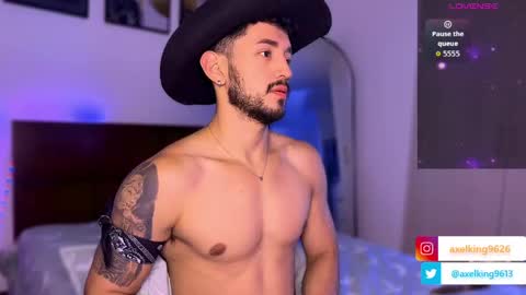 Axel King online show from May 1, 3:06 pm