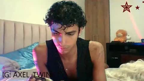 Axel  online show from December 3, 11:16 pm