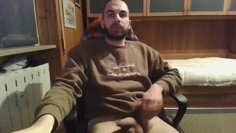 Axel online show from December 28, 7:43 pm