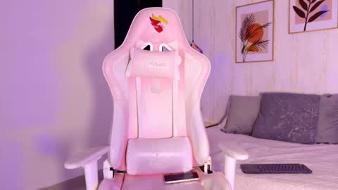 Ayleen online show from September 11, 1:34 pm