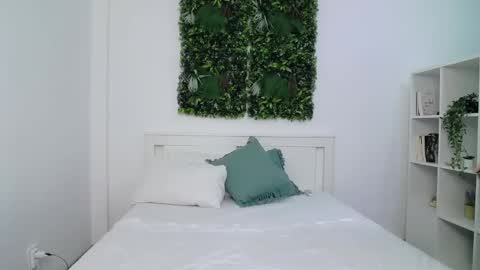 Snapshot of aylin_ross chatting on January 15, 1:09 pm Aylin Ross online show from January 15, 1:09 pm