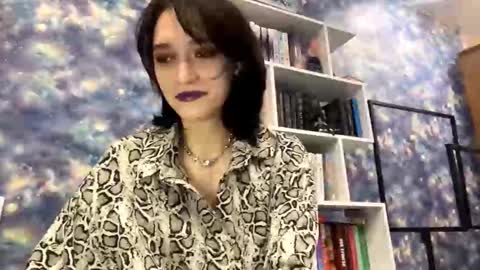 Minro online show from November 18, 12:08 pm