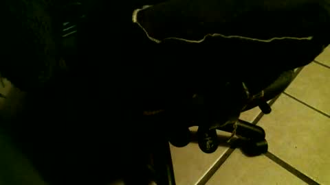 azjohnny online show from December 15, 3:13 am