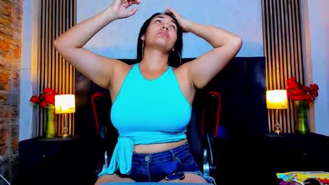 azumiwalker online show from February 15, 1:21 pm