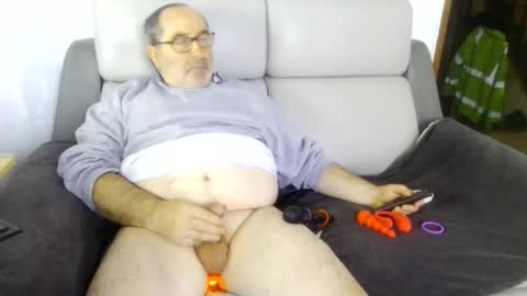 babacool 96 online show from January 12, 9:05 am