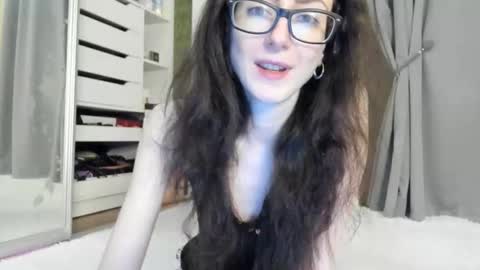 babby_jewel online show from October 28, 11:11 am