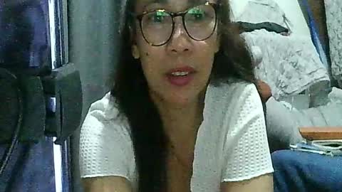 babe4u1234 online show from December 26, 11:43 am