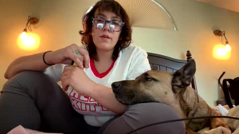 blue online show from April 1, 12:55 am