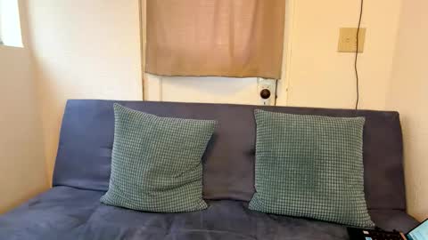 blue online show from March 29, 1:29 am