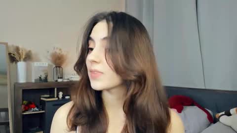 Emily online show from October 4, 10:02 am