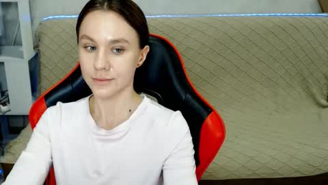 baby_kitte online show from January 16, 5:16 am