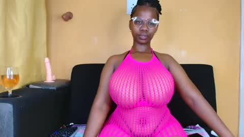 babyluciax online show from June 21, 8:15 pm